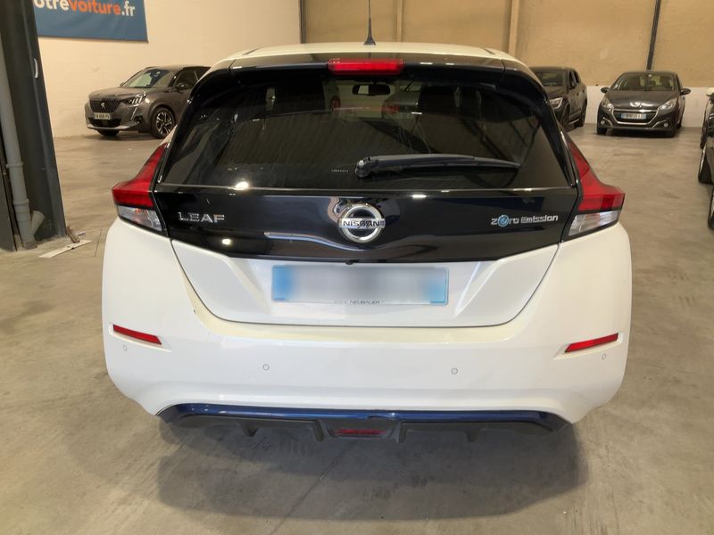 Nissan Leaf electric drive 110 kW N-Connecta — zdjęcie 5