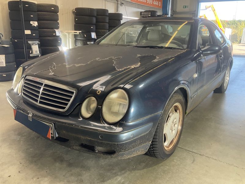 Mercedes-Benz CLK-Klasse CLK 200 Elegance