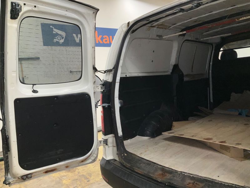 Hyundai H1 2.5 CRDi Kasten 2011 – снимка 44