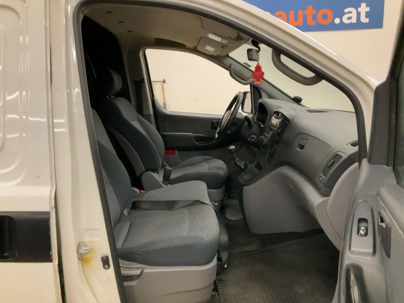 Hyundai H1 2.5 CRDi Kasten — zdjęcie 11