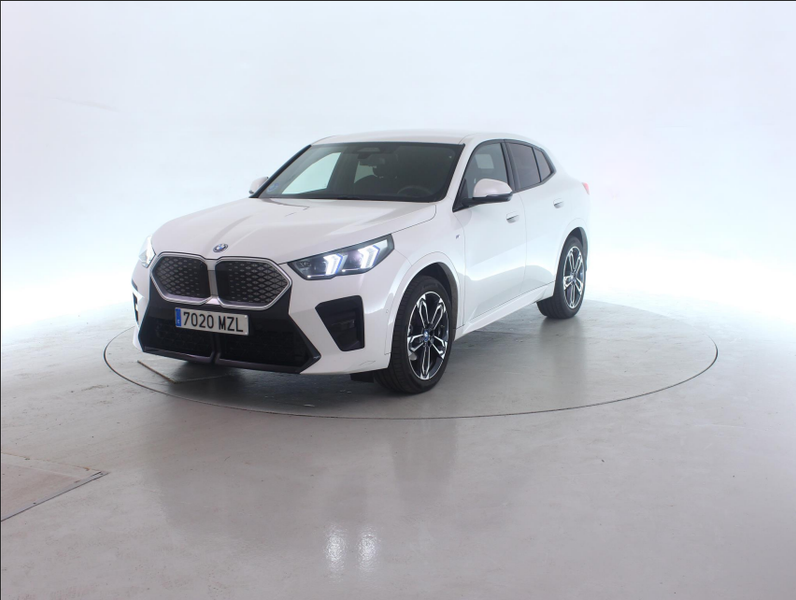 iX2 eDrive20 M Sport