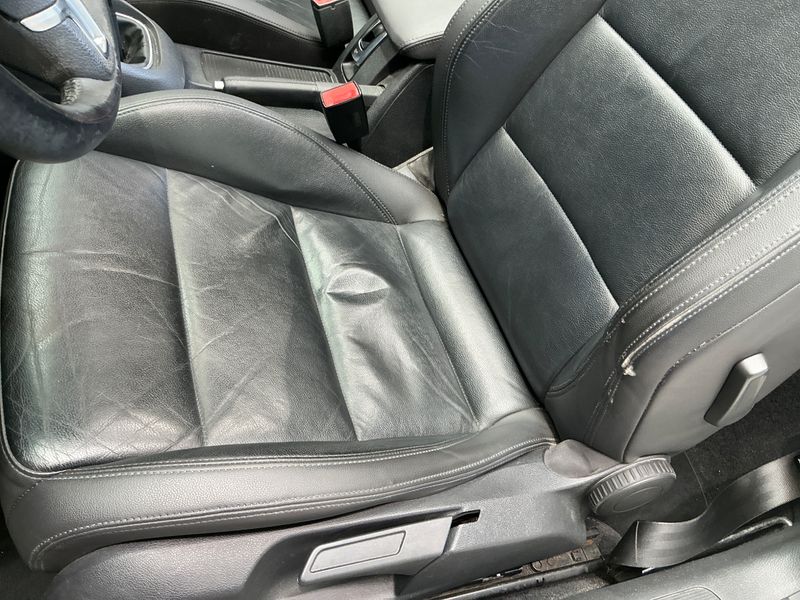 Volkswagen Golf VI 2.0 TDI BlueMotion Tech 2012 – снимка 26