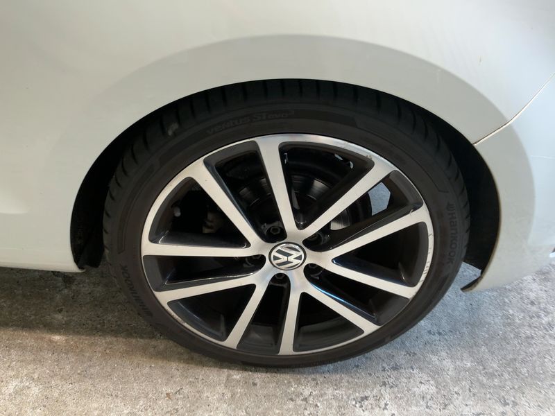 Volkswagen Golf VI 2.0 TDI BlueMotion Tech 2012 – снимка 5
