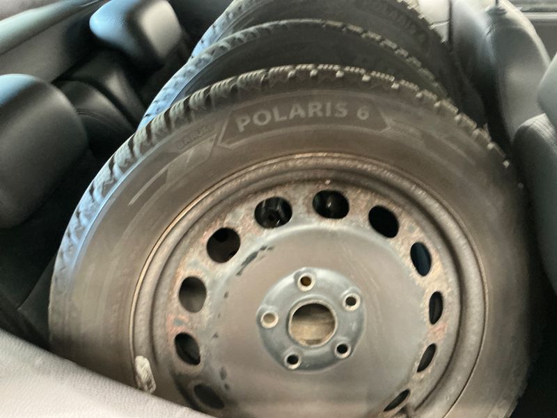 Volkswagen Golf VI 2.0 TDI BlueMotion Tech 2012 – снимка 15