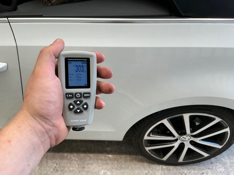 Volkswagen Golf VI 2.0 TDI BlueMotion Tech 2012 – снимка 24