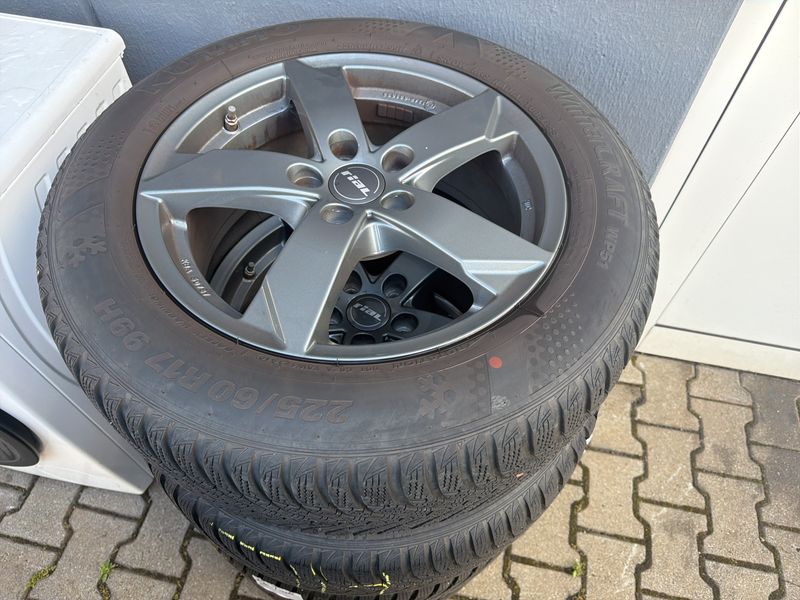 Hyundai Tucson 1.6 TGDI Trend 2WD — zdjęcie 20