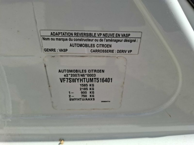Citroen C3 1.5 Blue-HDi Société Feel Nav 2021 – снимка 19
