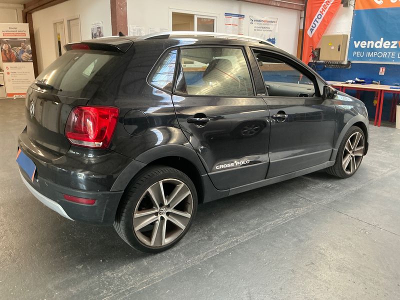 Volkswagen Polo 1.6 TDI CrossPolo — zdjęcie 2