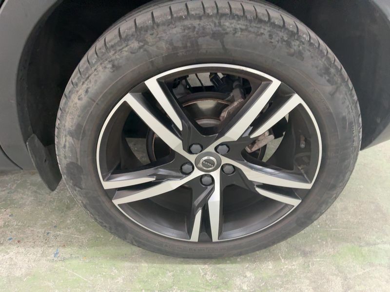 Volvo XC40 2.0 D3 R-Design 2WD 2019 – снимка 5