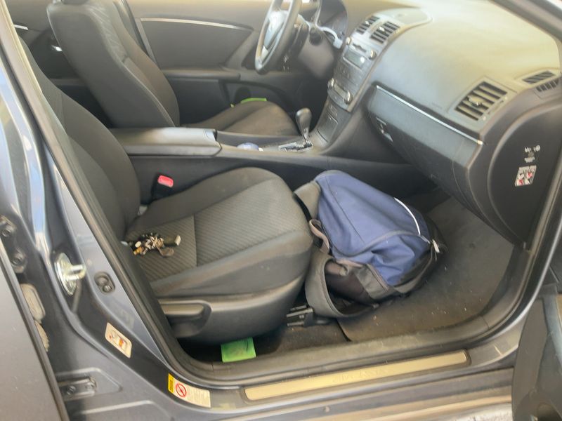 Toyota Avensis 2.2 D-4D Active — zdjęcie 11