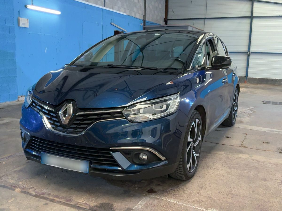 Renault Scenic 2019 — photo 1