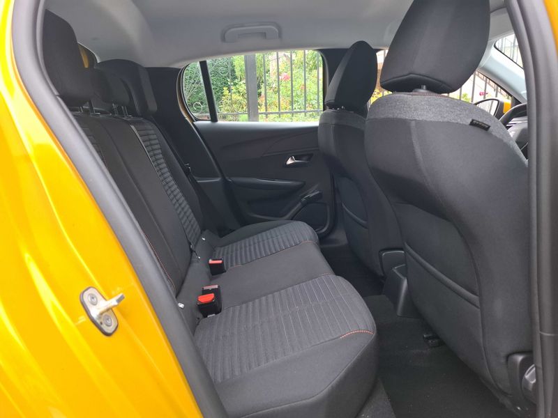 Peugeot 208 1.2 PureTech Active — zdjęcie 13