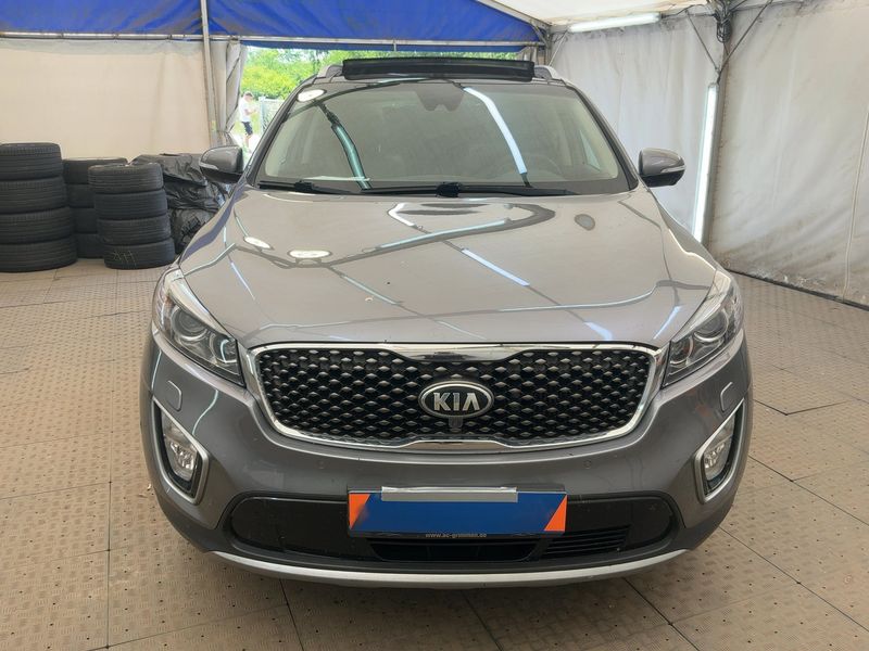 Kia Sorento 2.2 CRDi Platinum Edition 4WD — zdjęcie 9