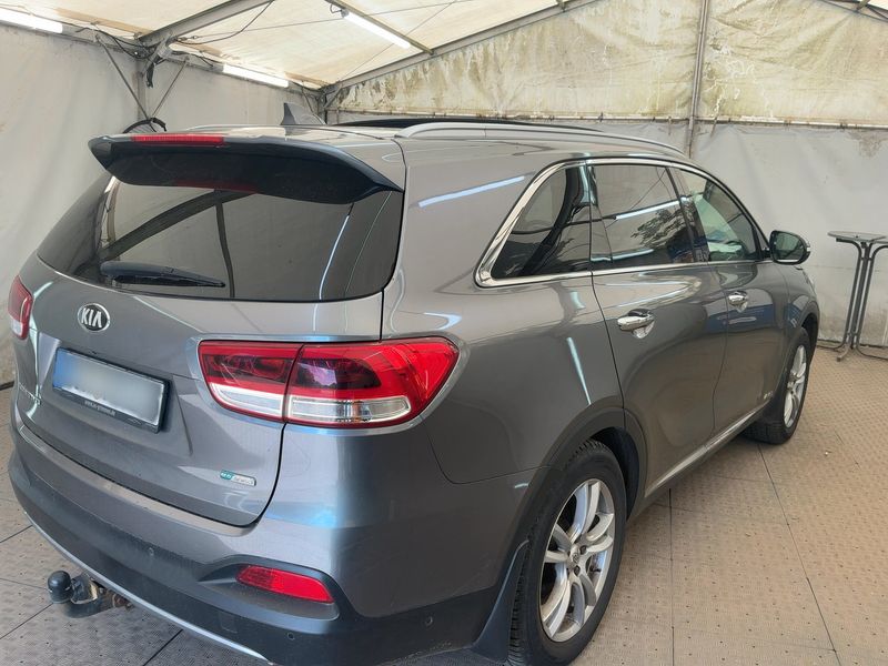 Kia Sorento 2.2 CRDi Platinum Edition 4WD — zdjęcie 6