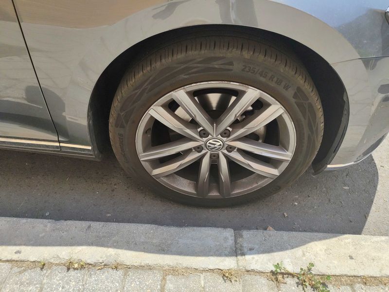 Volkswagen Passat 2.0 TDI Sport BlueMotion Tech — zdjęcie 15
