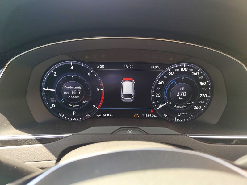 Volkswagen Passat 2.0 TDI Sport BlueMotion Tech — zdjęcie 12