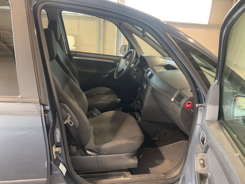 Opel Meriva 1.4 Edition — zdjęcie 3