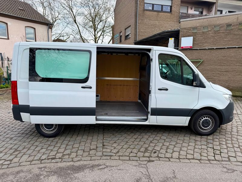 Mercedes-Benz Sprinter 215 CDI FWD L2 — zdjęcie 23