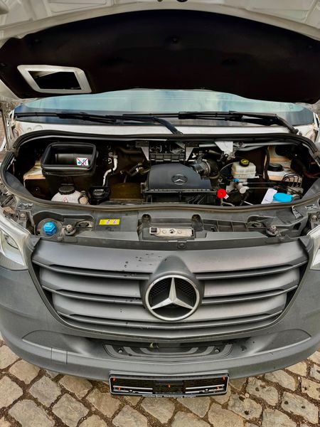 Mercedes-Benz Sprinter 215 CDI FWD L2 — zdjęcie 24