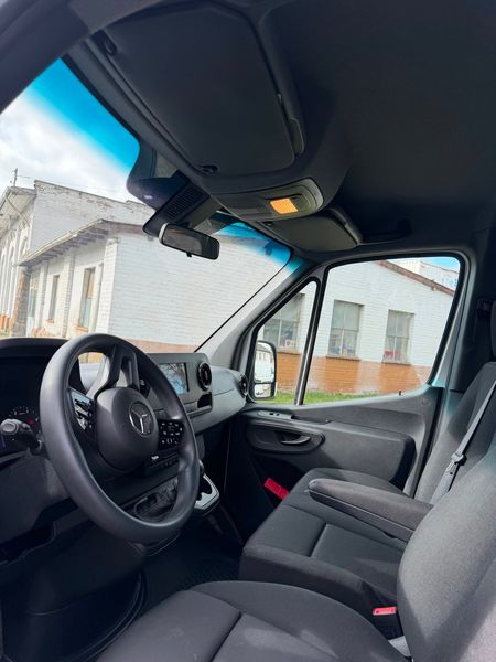Mercedes-Benz Sprinter 215 CDI FWD L2 — zdjęcie 19