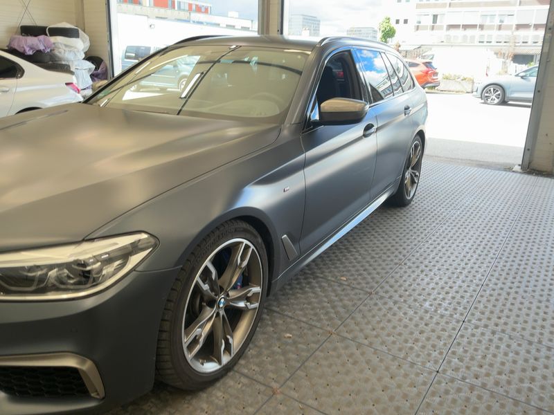 BMW 5er M550d xDrive 2019 – снимка 2