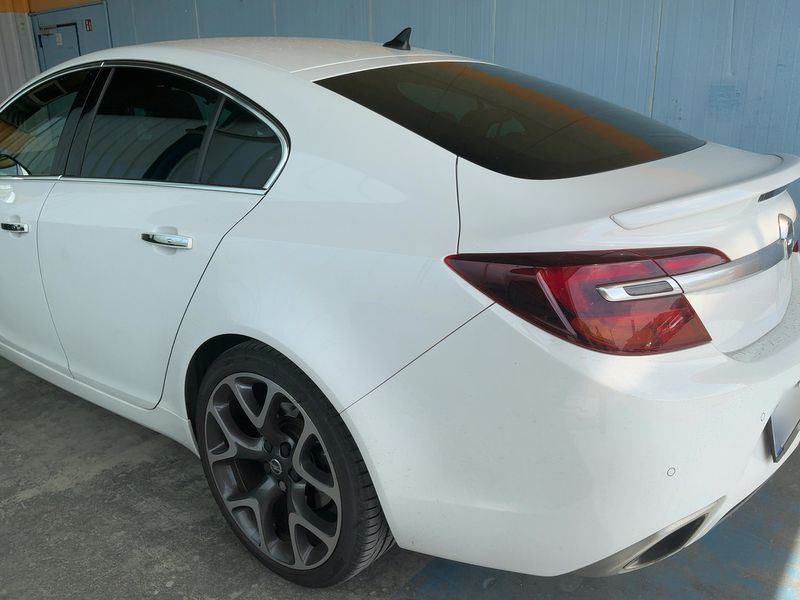 Opel Insignia 2.8 V6 Turbo OPC 4x4 — zdjęcie 3