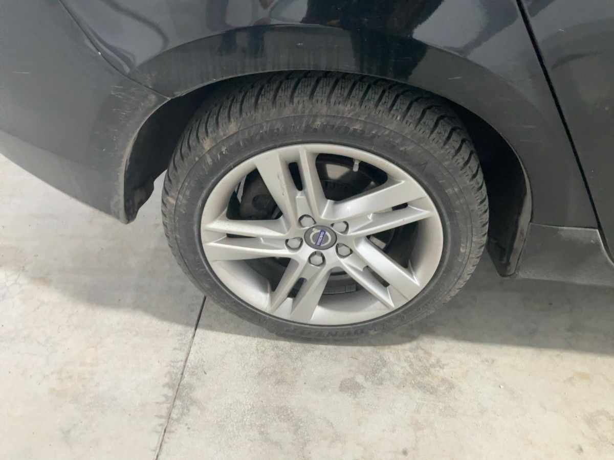 Volvo V60 2018 — photo 10