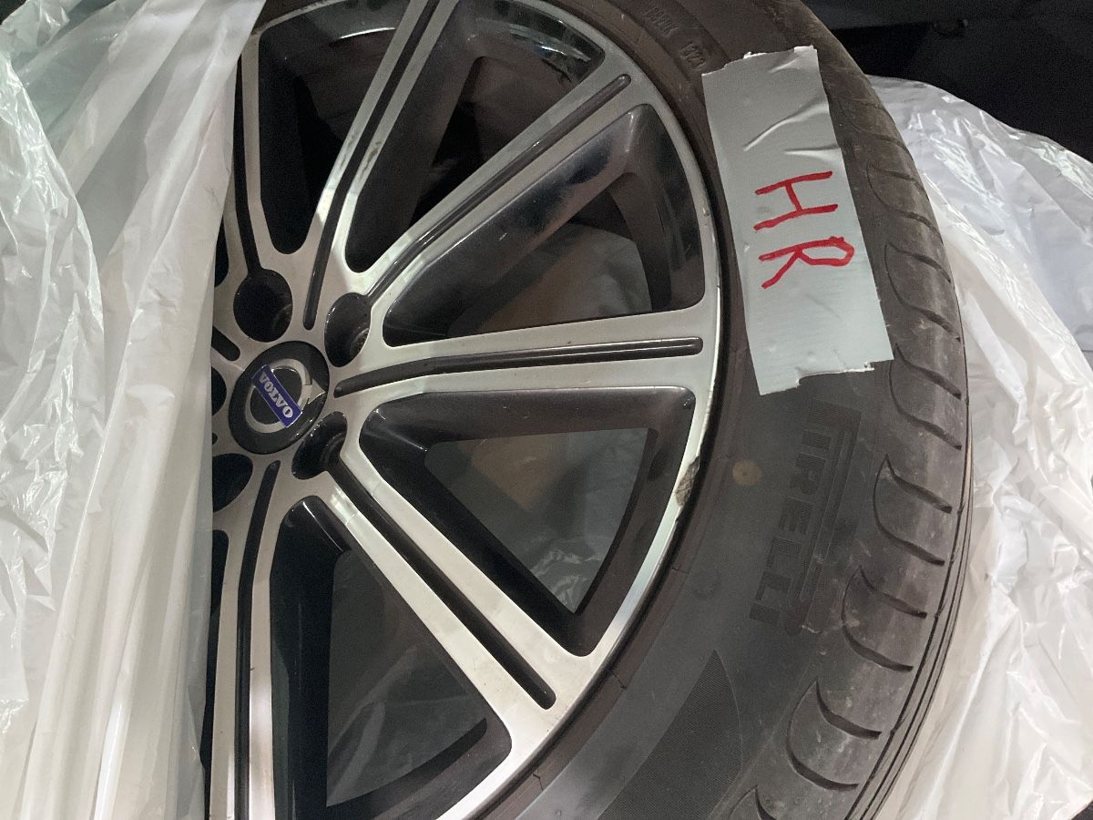 Volvo V60 2018 — photo 16