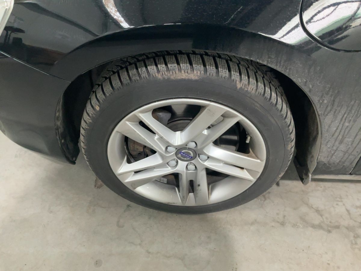 Volvo V60 2018 — photo 4