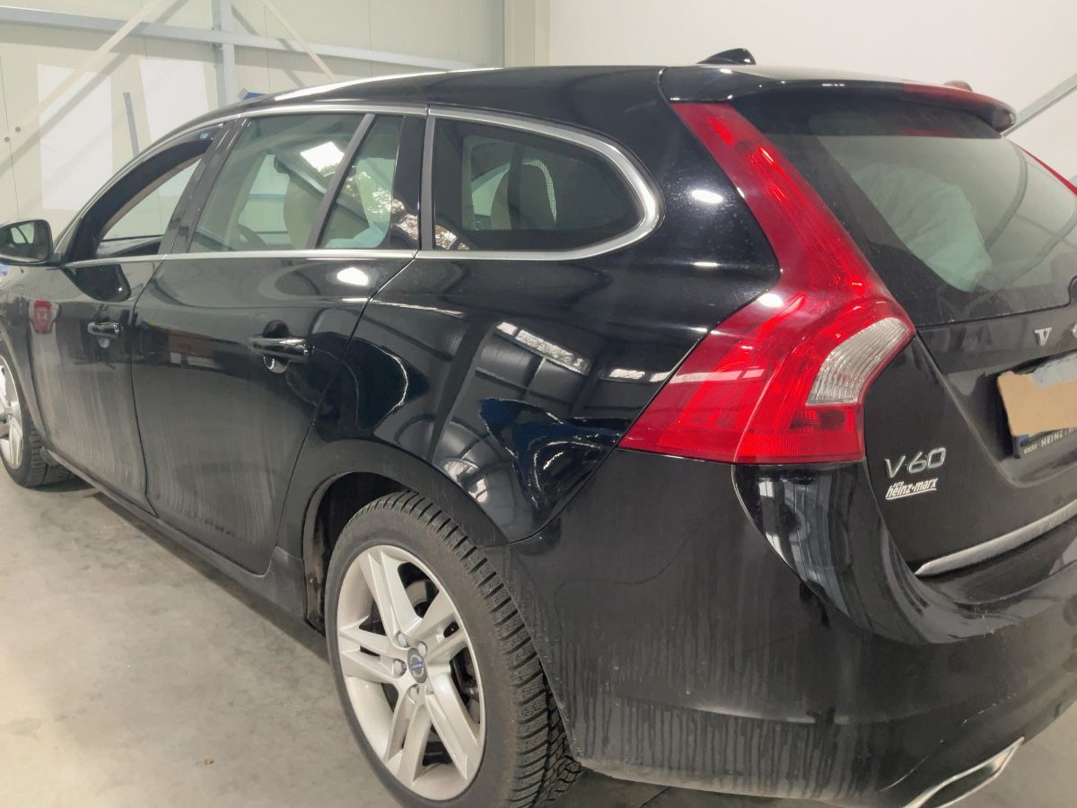 Volvo V60 2018 — photo 7