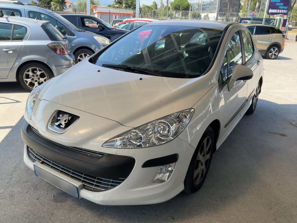 Peugeot 308 2009 — photo 1