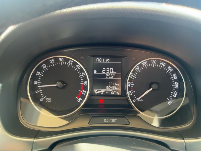 Skoda Fabia 1.4 TDI Ambition — zdjęcie 13