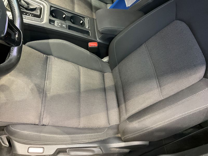 Volkswagen Passat 1.6 TDI Comfortline BlueMotion Tech 2015 – снимка 33