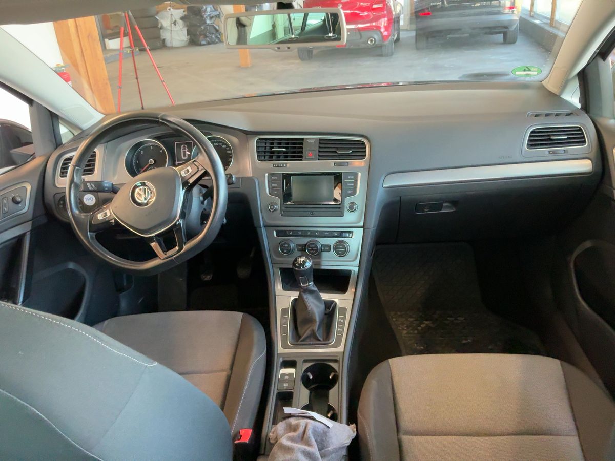 Volkswagen Golf 2013 — photo 19