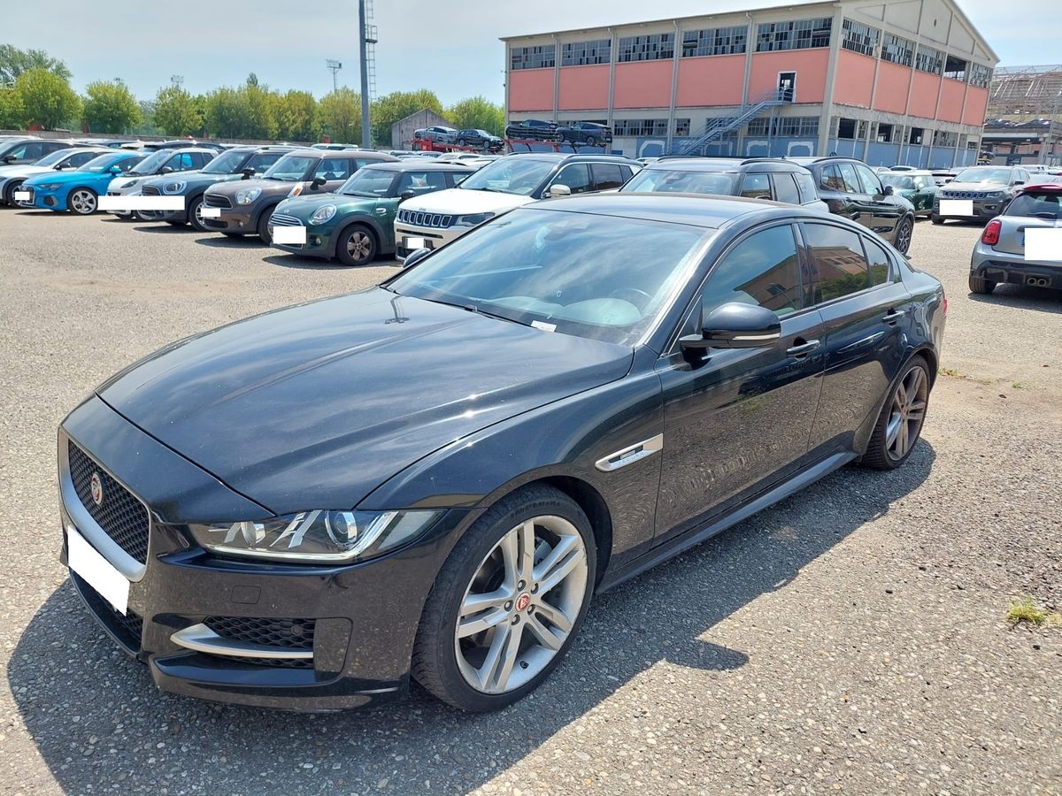 Jaguar XE 2017
