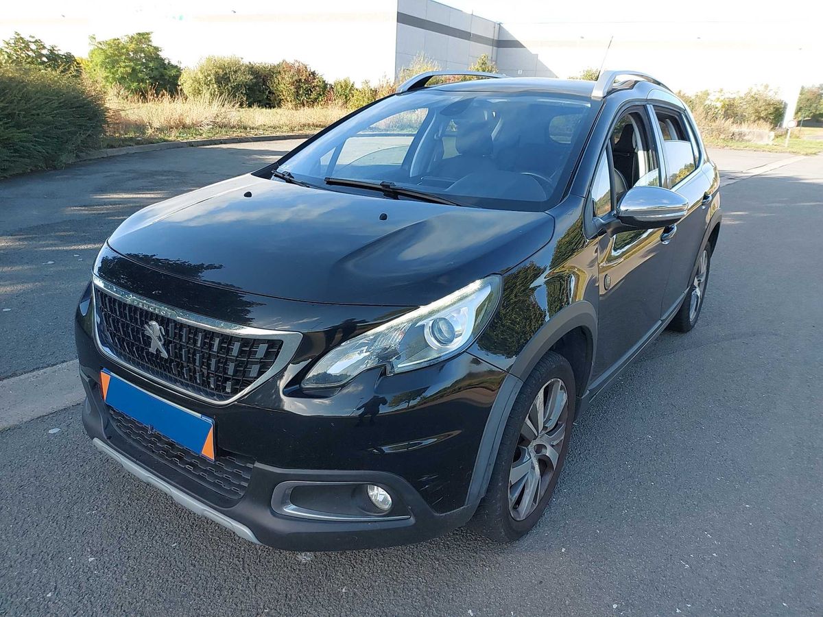 Peugeot 2008 1.2 PureTech Crossway