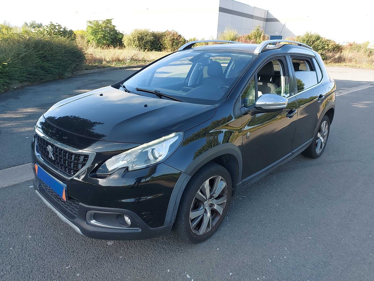 Peugeot 2008 1.2 PureTech Crossway