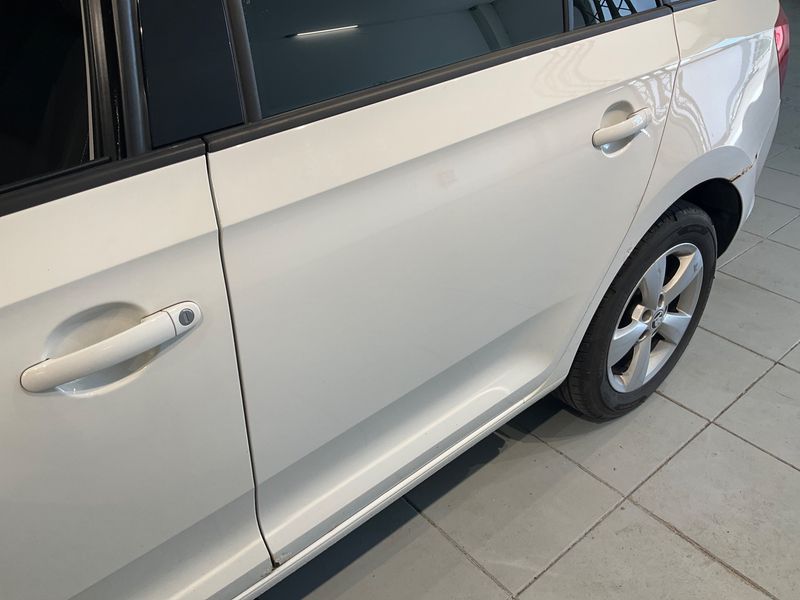 Skoda Rapid Spaceback 1.6 TDI GreenLine 2014 – снимка 27