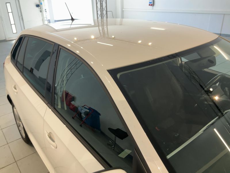 Skoda Rapid Spaceback 1.6 TDI GreenLine 2014 – снимка 13