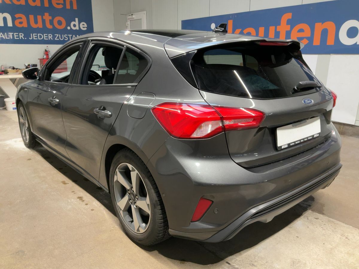 Ford Focus 2019 — photo 7