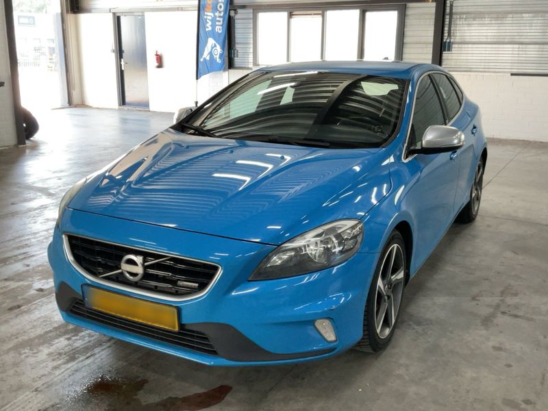 Volvo V40 1.6 D2 R-Design