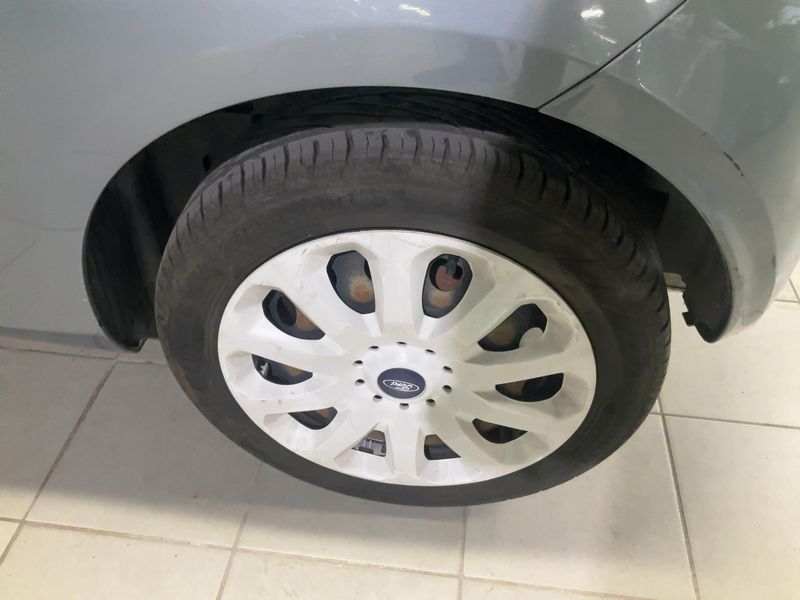 Ford Ka 1.2 Titanium 2013 – снимка 5