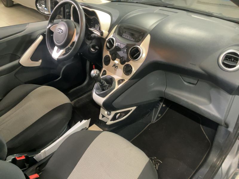 Ford Ka 1.2 Titanium 2013 – снимка 17