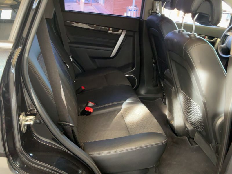 Chevrolet Captiva 2.2 Diesel D LT 2WD — zdjęcie 14
