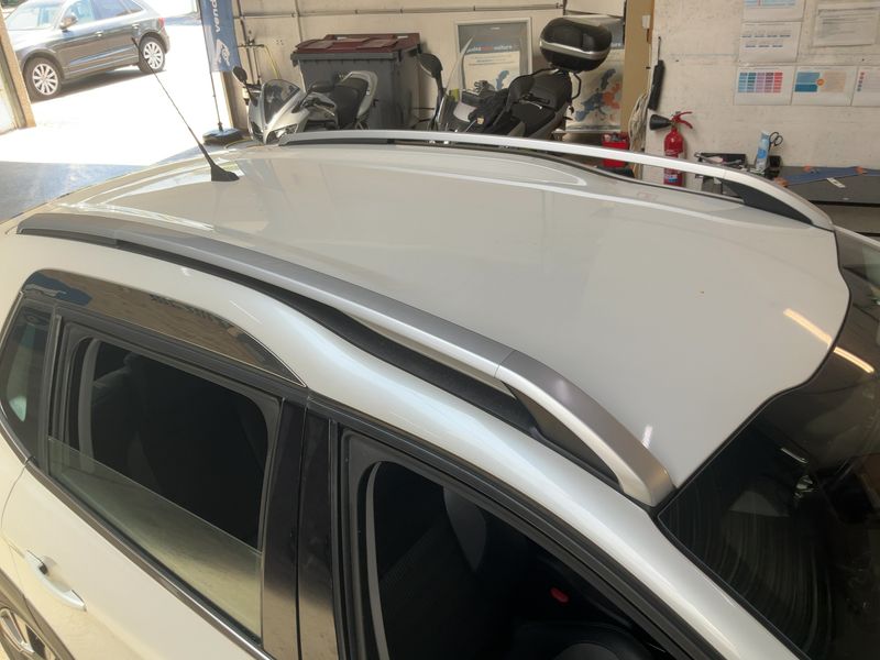 Peugeot 2008 1.2 PureTech Allure 2017 – снимка 13