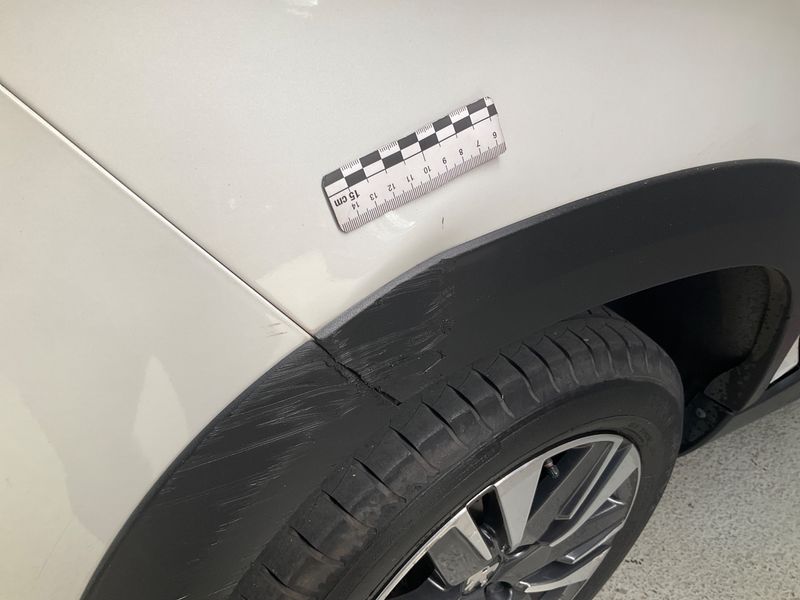 Peugeot 2008 1.2 PureTech Allure 2017 – снимка 22