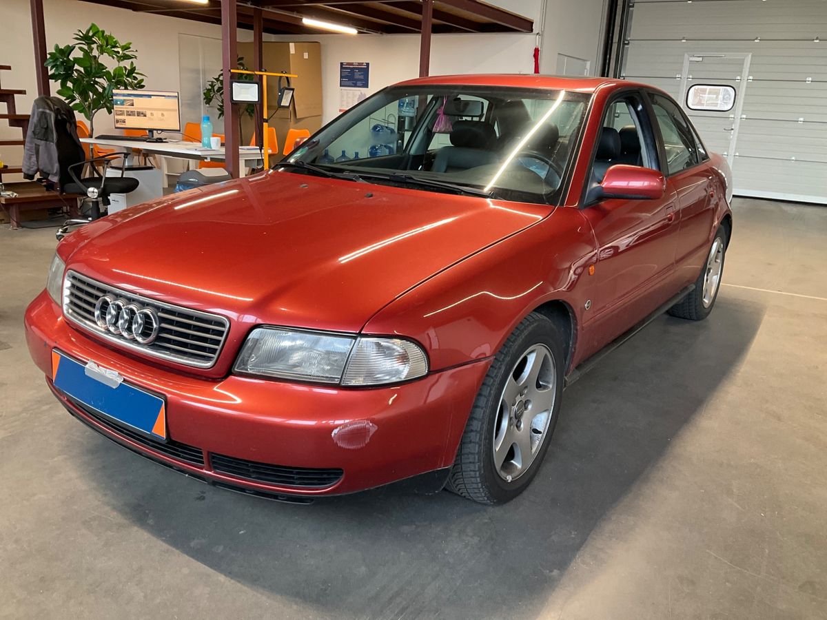Audi A4 2.6 V6