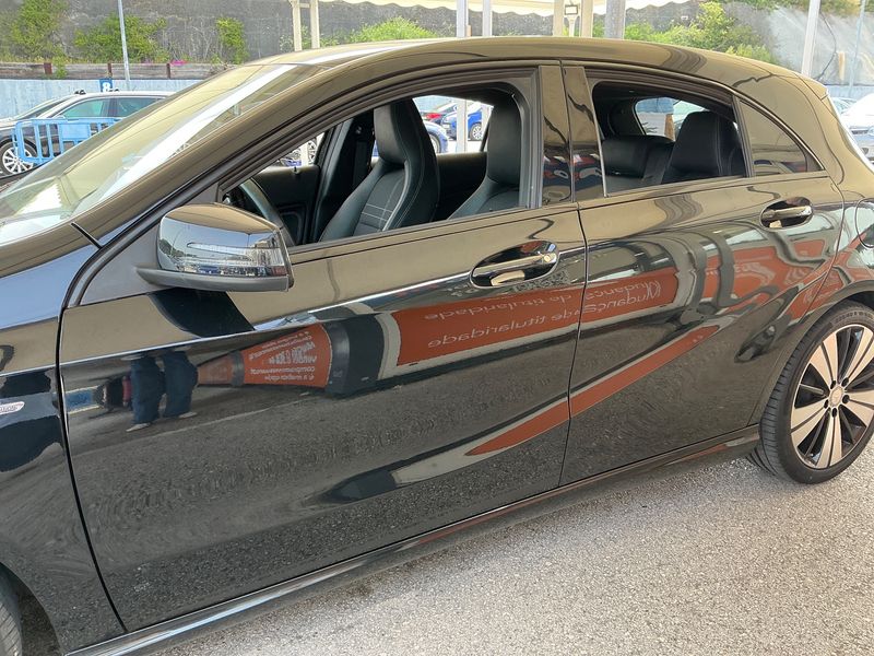 Mercedes-Benz A-Klasse A 180 CDI BlueEfficiency Urban — zdjęcie 4