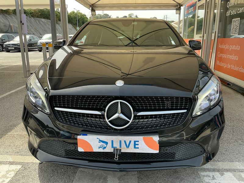 Mercedes-Benz A-Klasse A 180 CDI BlueEfficiency Urban — zdjęcie 9