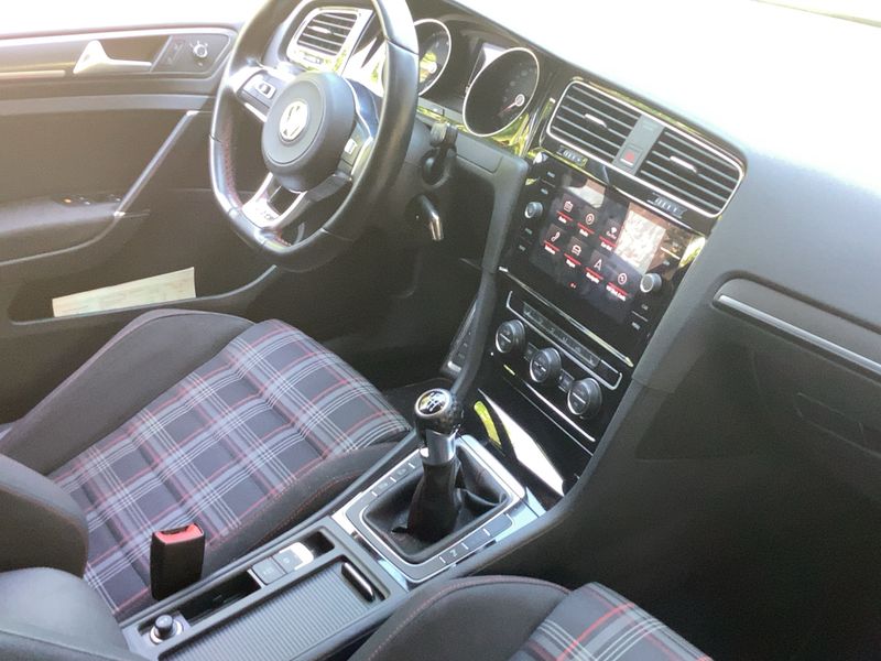 Volkswagen Golf VII 2.0 TSI GTI BlueMotion Tech — zdjęcie 12